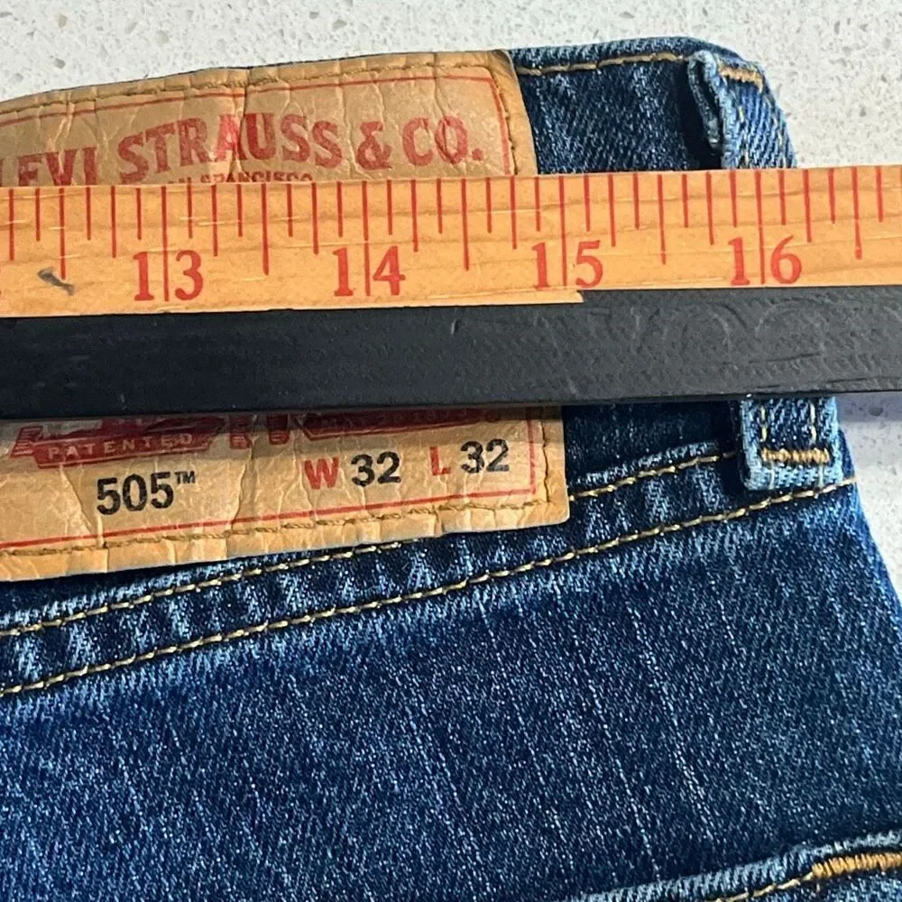 Levi’s 505 Classic Straight Fit Blue Jeans Tagged 32/32